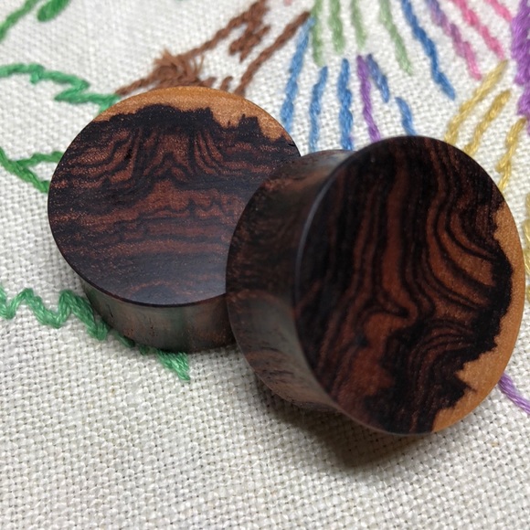 Jewelry - Wooden Plugs 25mm
